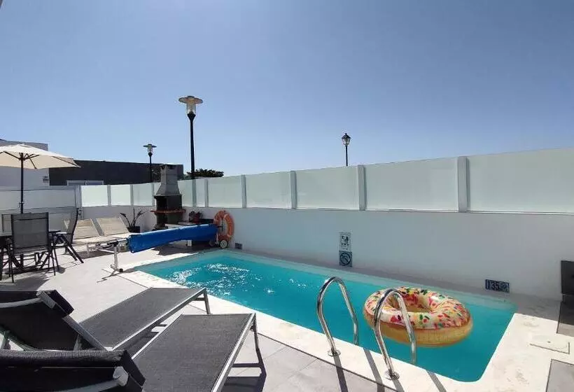 Villa La Asomada, Playa Blanca