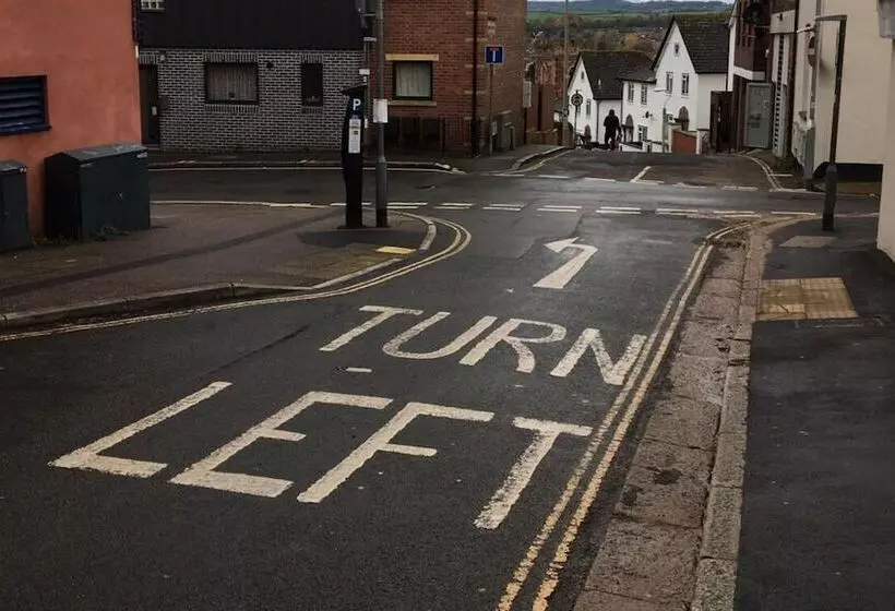 City Centre Spacious Apartment