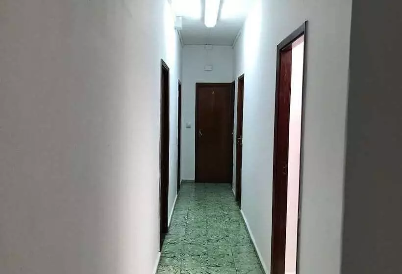 Hostelli Pension Alvarez