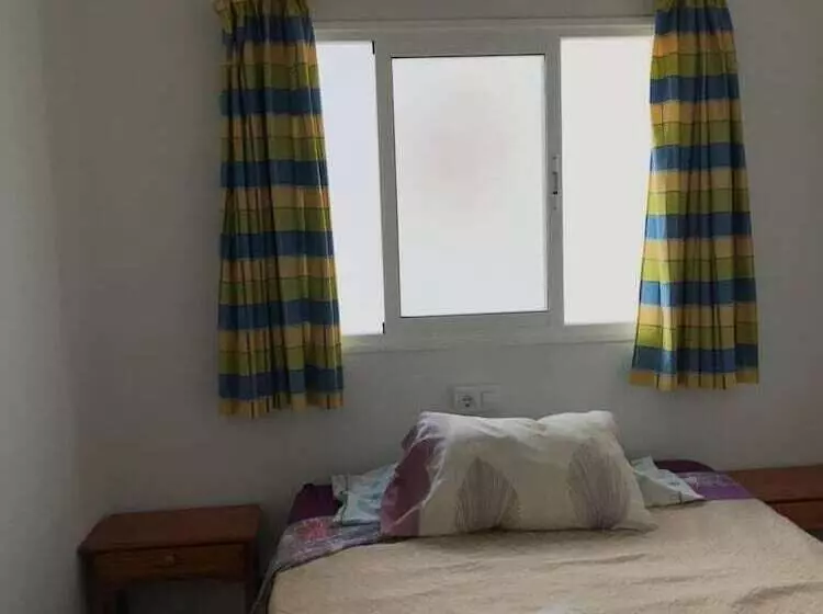 Hostelli Pension Alvarez