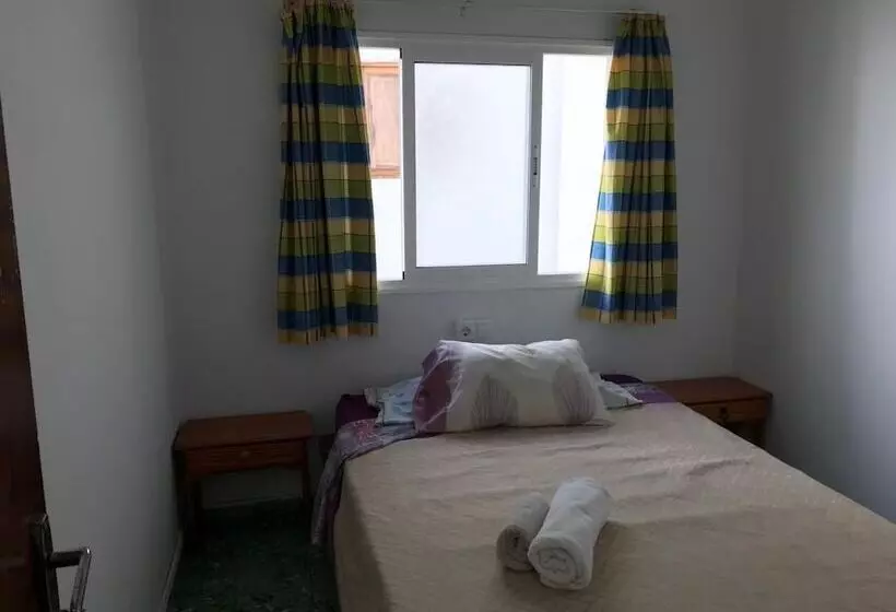 Hostelli Pension Alvarez