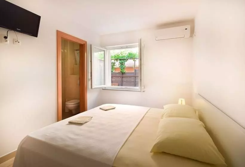 Sunshine Apartments In Baska Voda