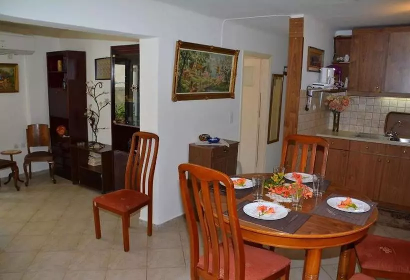 Traditional Summer House In Marmari