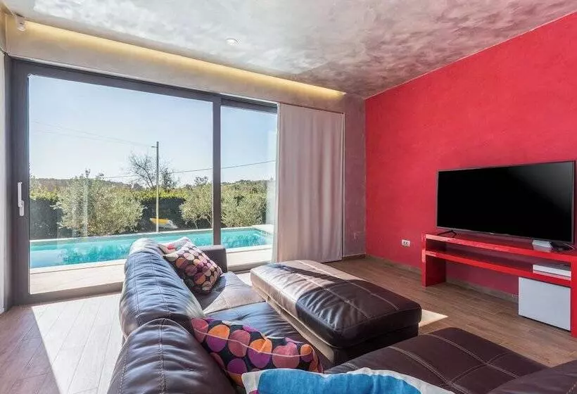 Villa Lagoderan