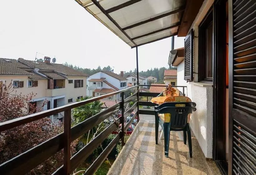 Apartments Zrinka 793