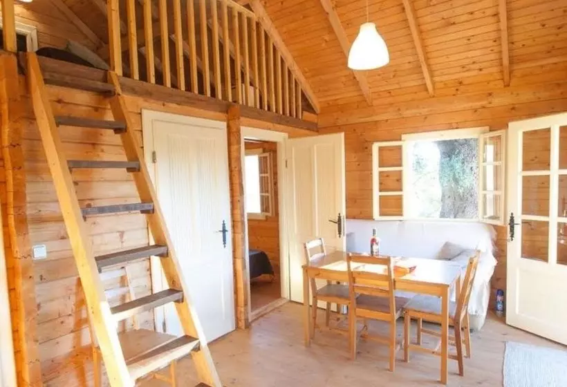 106723  House In El Gastor