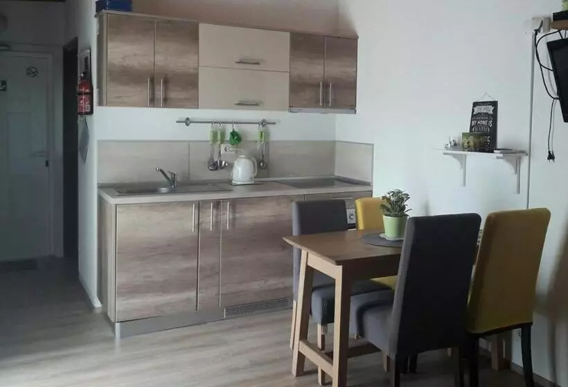 Apartments Carev 1293