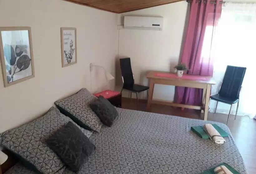 Apartments Carev 1293