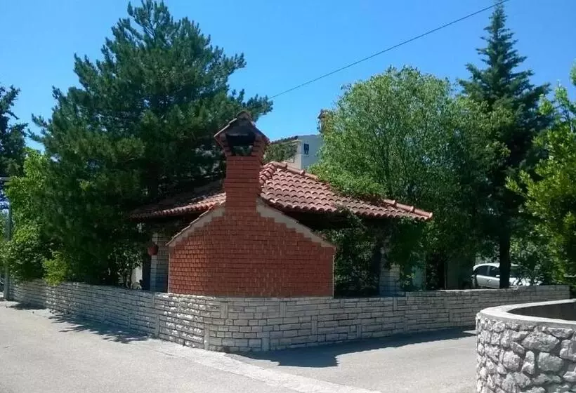 Apartments Carev 1293