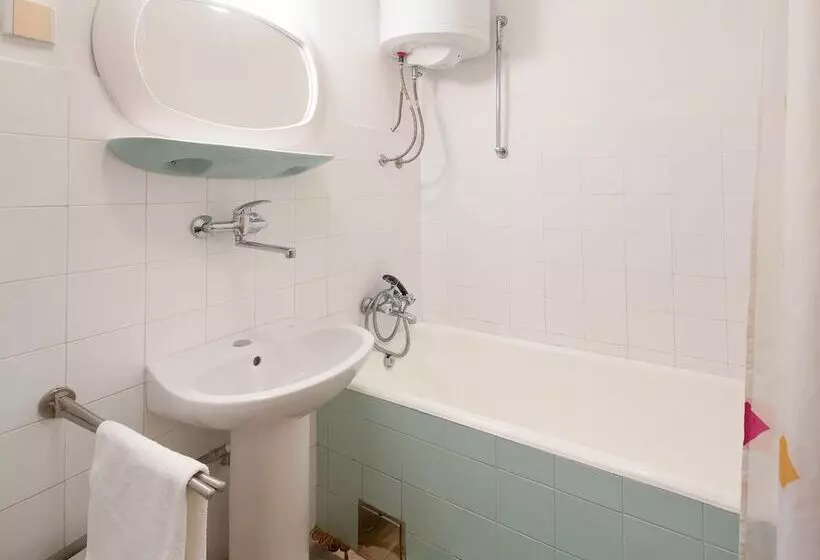 Apartments Marija Brac