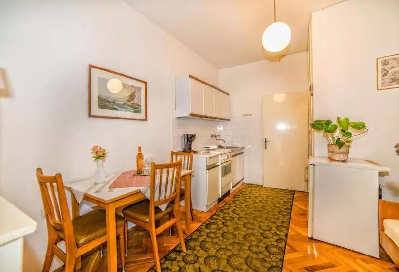Apartments Poljak