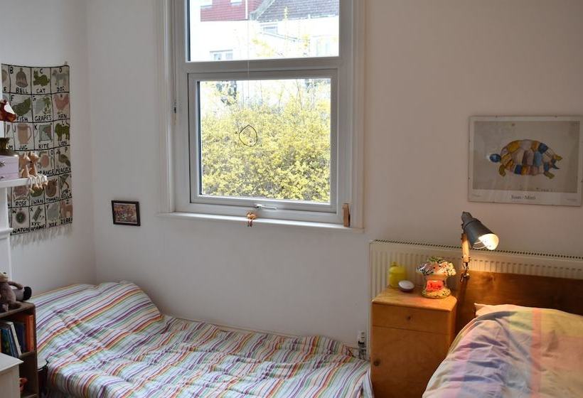 Beautiful Seven Dials Family House