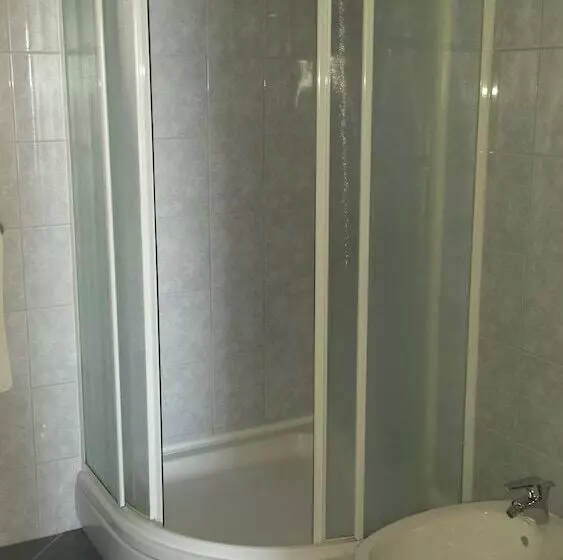 Majatalo Guest House Medine