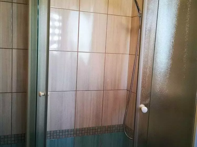 Majatalo Guest House Medine