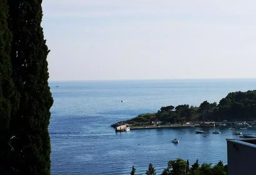 Majatalo Guest House Medine