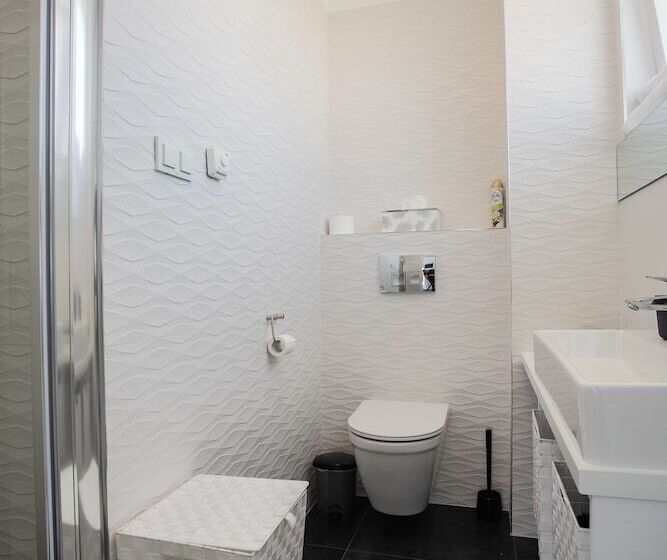 Villa Compass Luxury In A Natural Bay