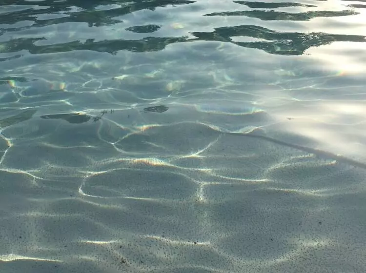 Hotelli Ecolodge Mombret Haut