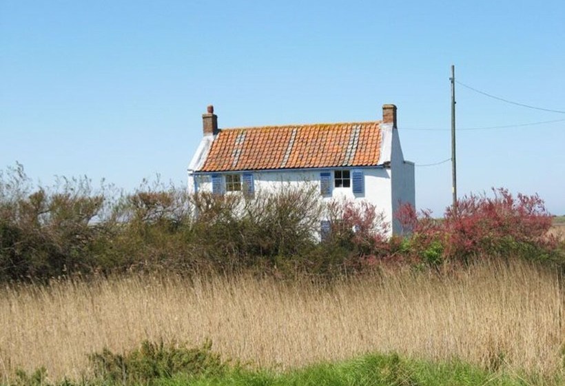 Island House...unique Situation With Harbour Views