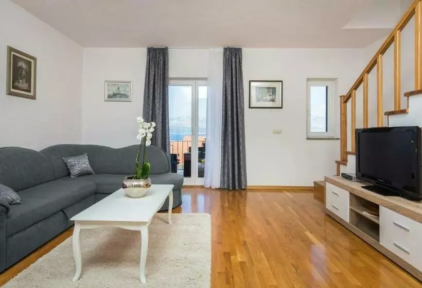 Villa Edo Charme Homes