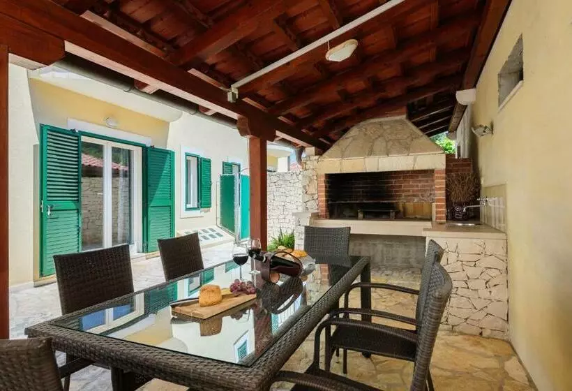 Villa Edo Charme Homes