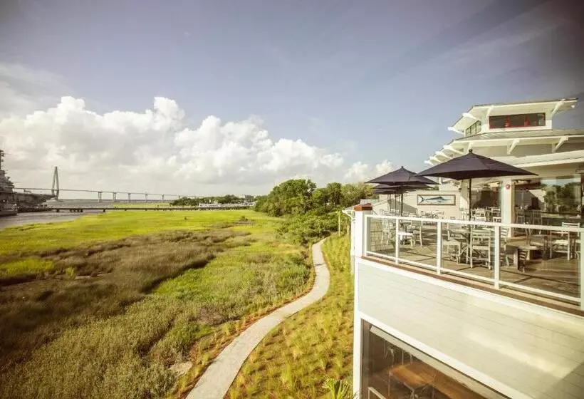 Harborside At Charleston Harbor Resort And Marina