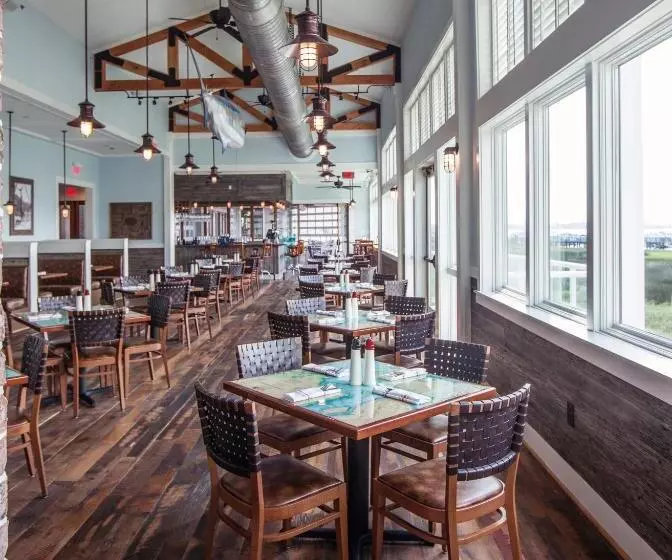 Harborside At Charleston Harbor Resort And Marina