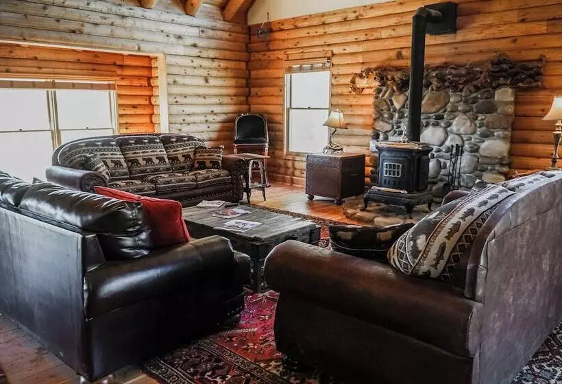 Отель Heart Six Ranch