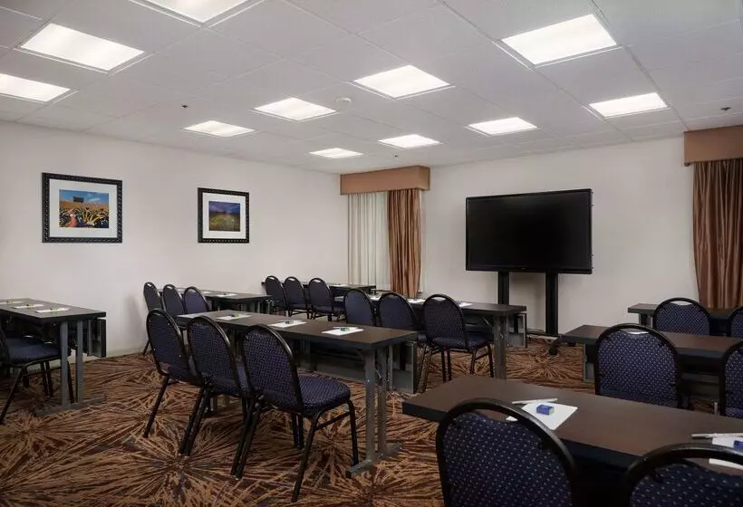 ホテル Hampton Inn Ann Arborsouth