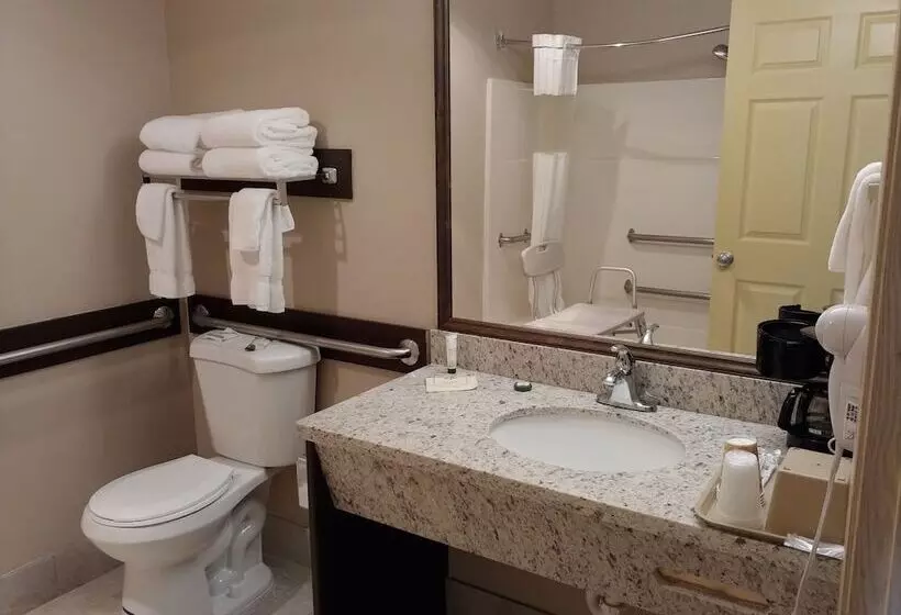 בית מלון כפרי Harborside Inn