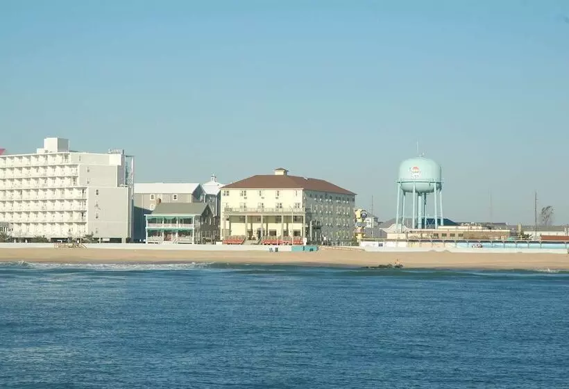 Hotelli Harrison Hall