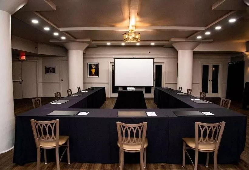 Haywood Park Hotel, Ascend Hotel Collection