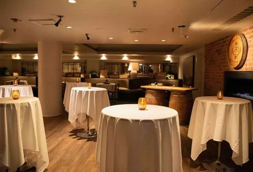 Haywood Park Hotel, Ascend Hotel Collection