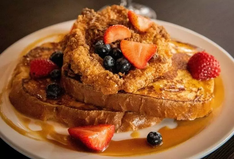 Haywood Park Hotel, Ascend Hotel Collection