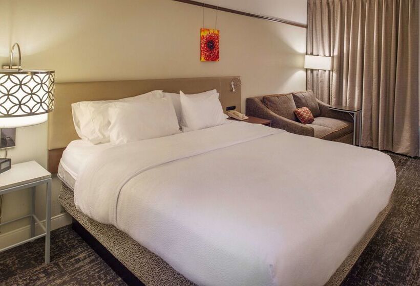 فندق Hilton Garden Inn Chesterfield