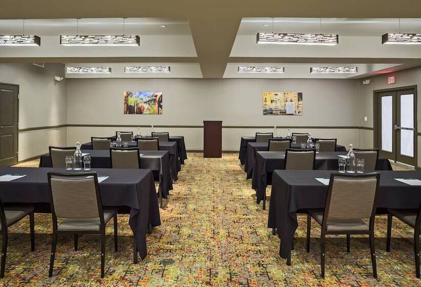 هتل Indigo San Antonio Riverwalk, An Ihg