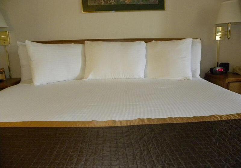 فندق New Victorian Inn & Suites Lincoln