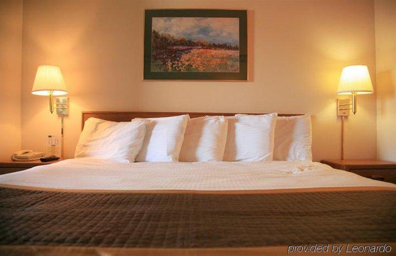 فندق New Victorian Inn & Suites Lincoln
