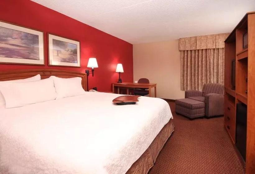 Отель Best Western Plus Meadowlands