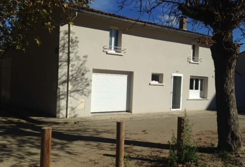 تختخواب و صبحانه Chambres D Hôtes Des Tourelles