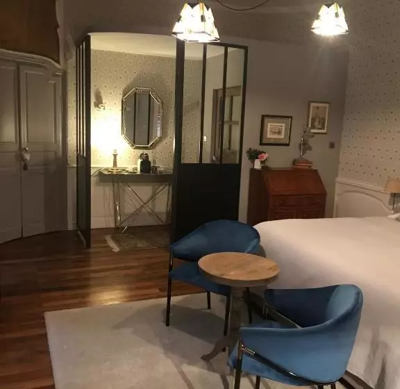 تختخواب و صبحانه Suite La Pérouse