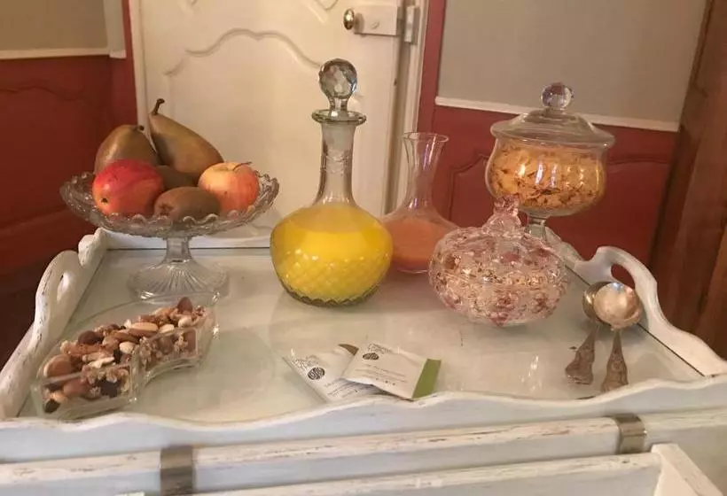 تختخواب و صبحانه Suite La Pérouse