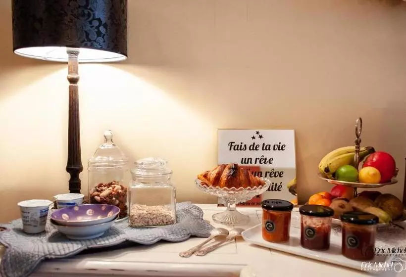 تختخواب و صبحانه Suite La Pérouse