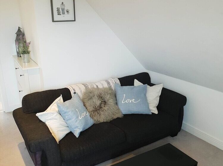 Central Windsor Apartments