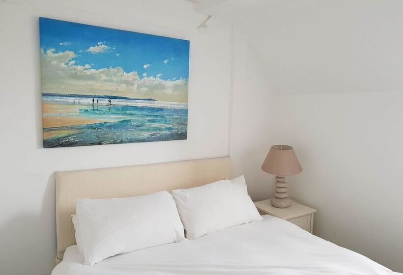 Central Windsor Apartments