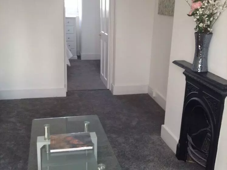 Central Windsor Apartments