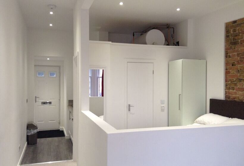 Central Windsor Apartments