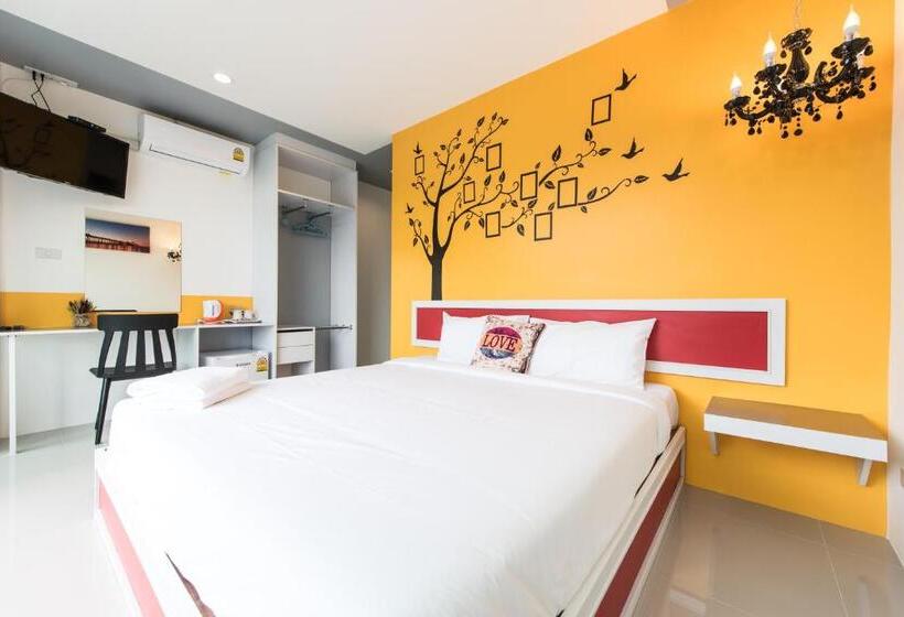 פונדק Slowlife Beach