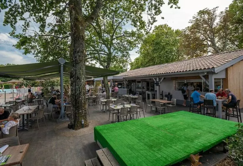 هتل Camping Domaine De La Forge