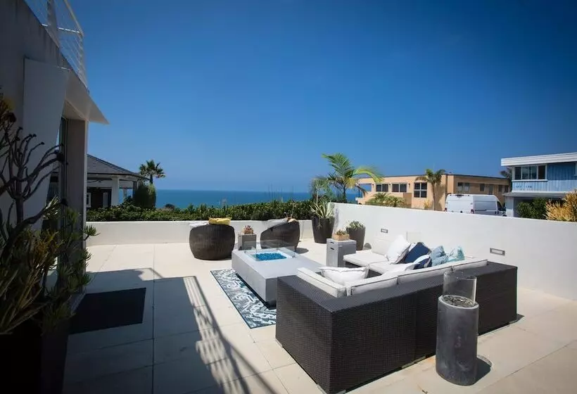 Modern Del Mar Beach Home