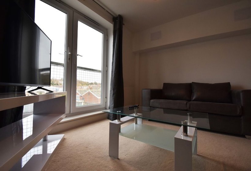 Nautica Apartments Ipswich